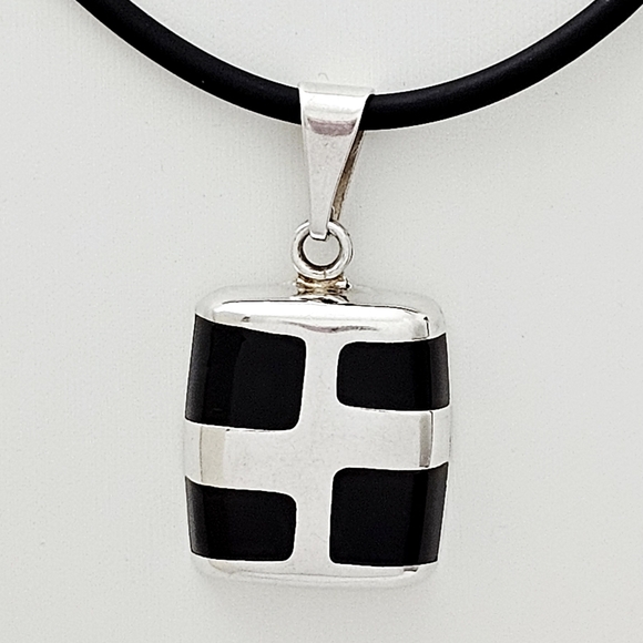 Silpada Jewelry - Silpada Very Rare Sterling Silver Square Black Onyx Stone Inlays Pendant HS028